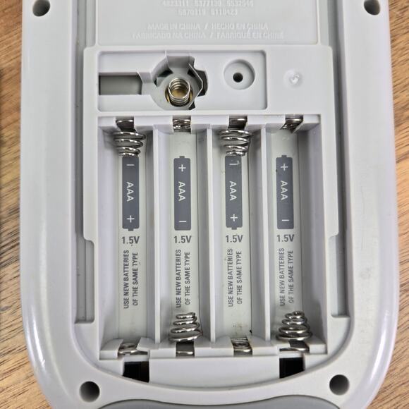 Texas Instruments TI-84 Plus Silver Edition Graphing Calculator Silver Gray Math - Picture 6 of 8